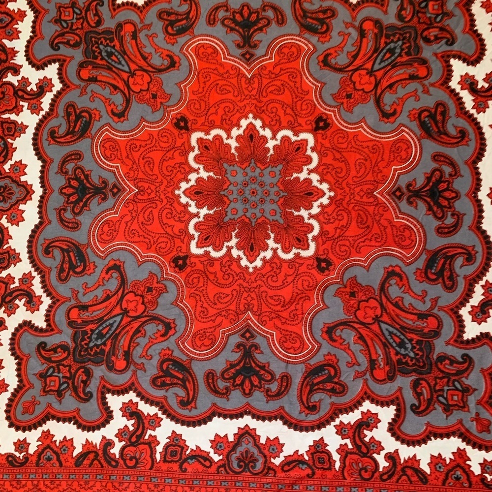Scarf - Picture 3 of 4